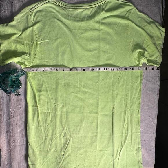 Diesel 100% Cotton Neon Tee with 4 Skulls in Hats Graphic - Size L/XL - Picture 5 of 6